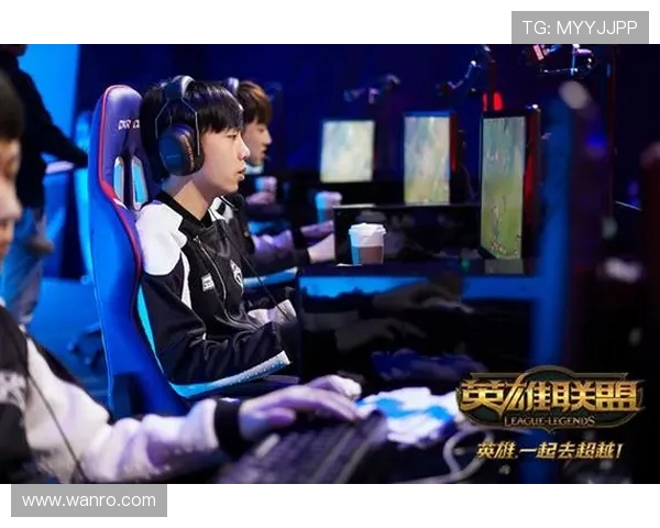 EDG在高校联赛中以76分稳居积分榜首位展现强劲实力 EDG在高校联赛中以76分稳居积分榜首位展现强劲实力