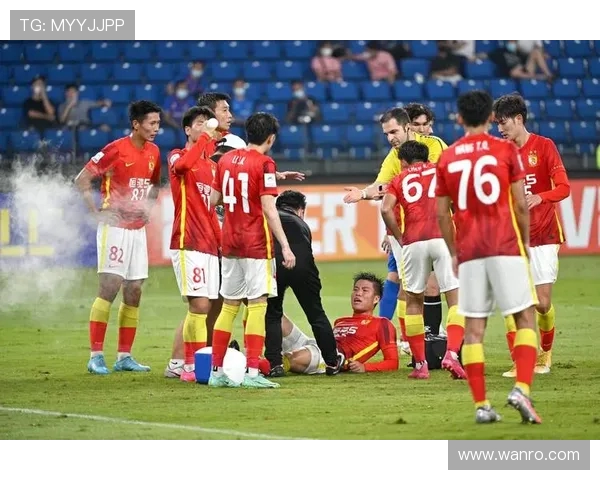 广州足球队实力飙升创造历史新高引发广泛关注与期待 广州足球队实力飙升创造历史新高引发广泛关注与期待