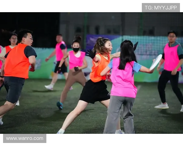 赛后分析：上海飞盘队与重庆飞盘队的战术灵活性对比与启示