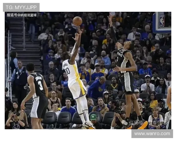 文班亚马首场比赛表现惊艳五次盖帽并隔扣字母哥引发广泛热议 文班亚马首场比赛表现惊艳五次盖帽并隔扣字母哥引发广泛热议