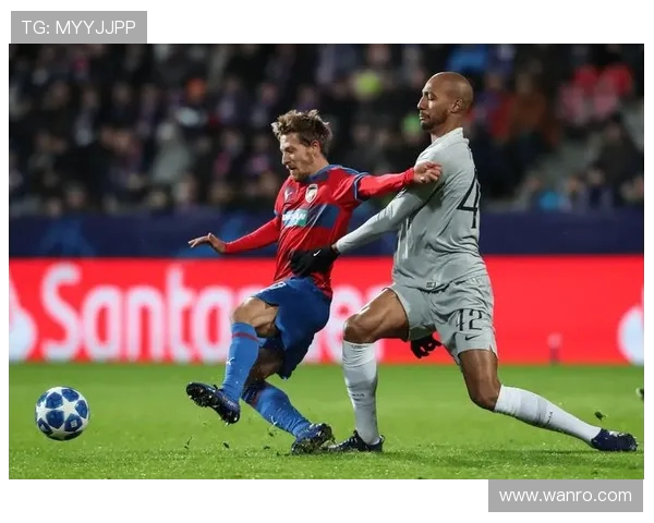 曼联主场迎战塞尔塔次回合较量期待逆转晋级之路 曼联主场迎战塞尔塔次回合较量期待逆转晋级之路