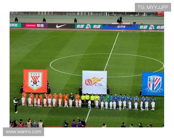 申花与山东鲁能泰山激战正酣谁能在这场巅峰对决中笑到最后 申花与山东鲁能泰山激战正酣谁能在这场巅峰对决中笑到最后