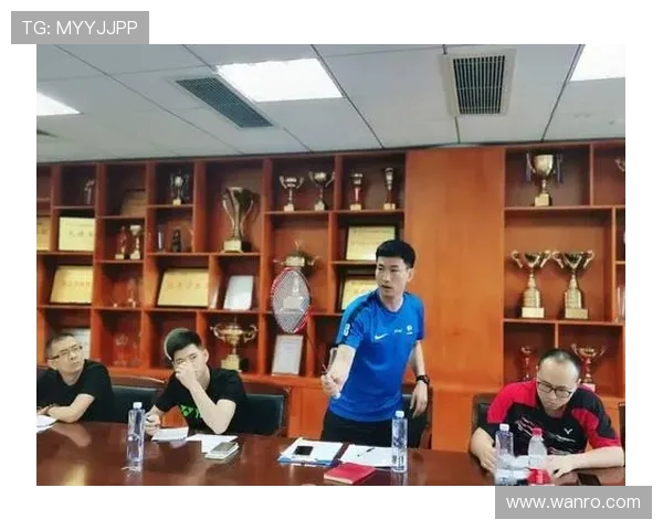 深圳羽毛球队控制革新探索:提升竞技水平与团队协作的新路径 深圳羽毛球队控制革新探索:提升竞技水平与团队协作的新路径
