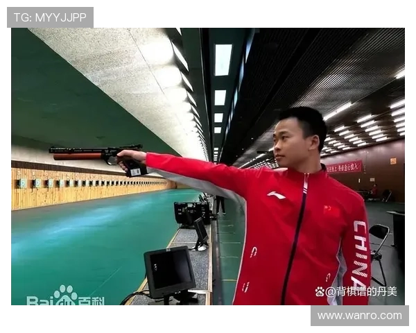 南京羽毛球队逆袭之路揭秘：从默默无闻到冠军荣耀的奋斗历程